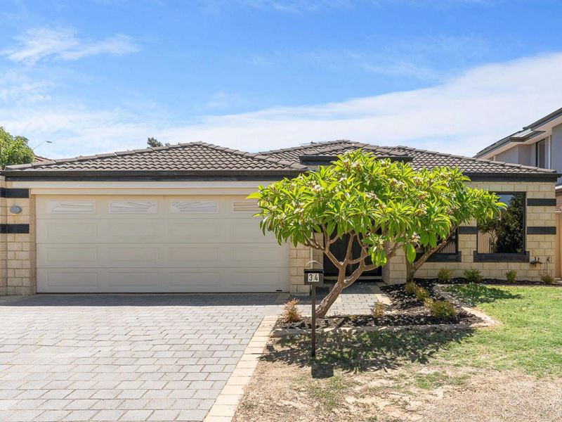34 Terelinck Crescent, Redcliffe