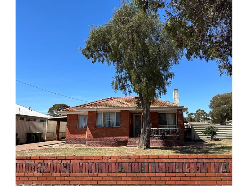 67 Adam Street, Katanning