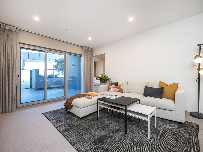 404/63 Adelaide Terrace, East Perth