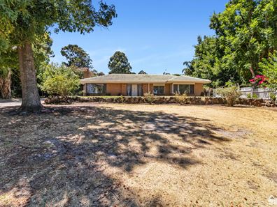 126 Clifton Street, Kelmscott WA 6111