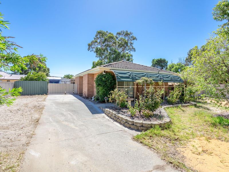 13 Tomlinson Place, Armadale WA 6112