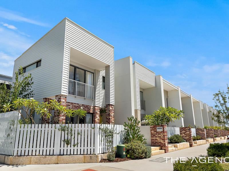 25 Turquoise Boulevard, Treeby WA 6164