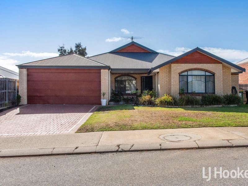 15 Carissa Turn, Halls Head WA 6210