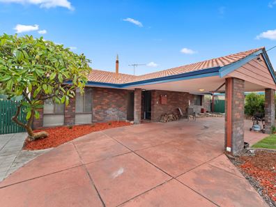 33 McCormick St, Warnbro WA 6169