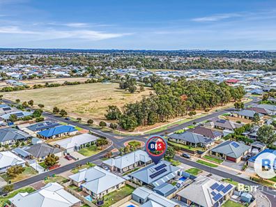 4 Hazelgrove Crescent, Millbridge WA 6232