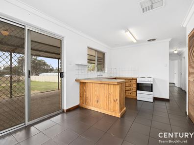 16 Eliot Street, Pingelly WA 6308