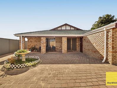 3 Nellie Court, Marangaroo WA 6064