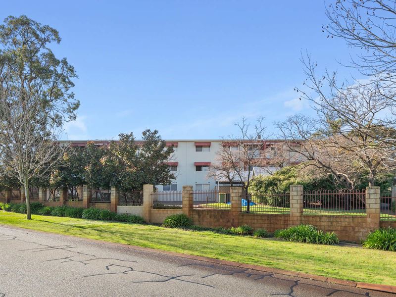 17/24 Morrit Way, Parmelia WA 6167