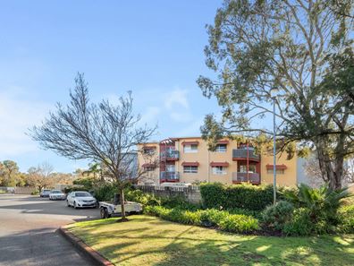 17/24 Morrit Way, Parmelia WA 6167