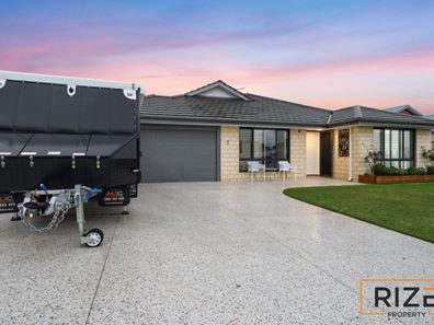 5 Rocklands Loop, Carramar WA 6031