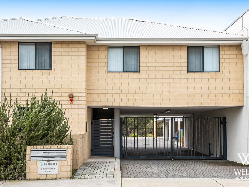 4/18 Whitlock Road, Queens Park WA 6107