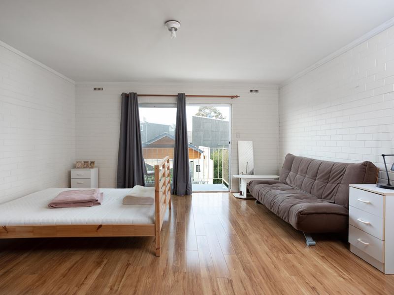 21/212 Hampden Road, Crawley