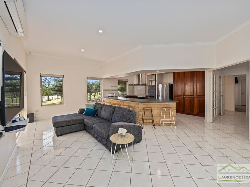 2 Halmstad Circle, Mindarie WA 6030