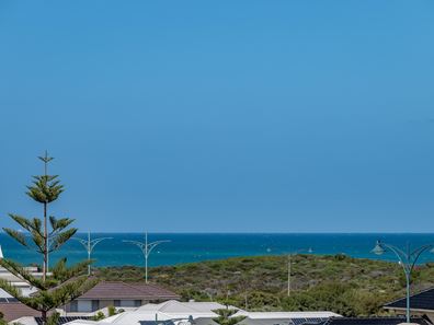 37 Fontelina Parade, Iluka WA 6028