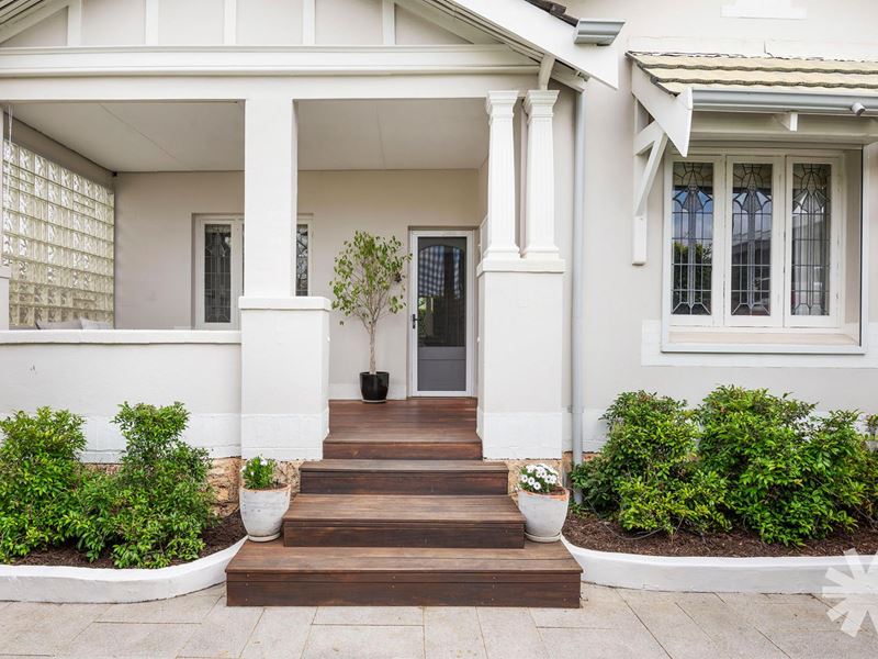 113 Douglas Avenue, South Perth