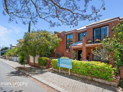 22 Wardie Street, South Fremantle WA 6162