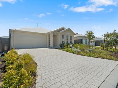 9 Asbury Road, Madora Bay WA 6210