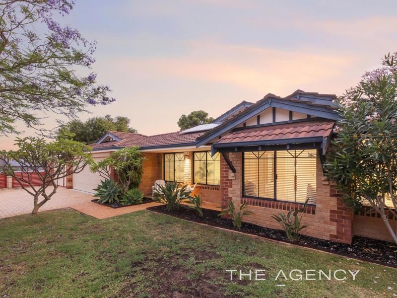 9 Inverell Green, Carramar WA 6031