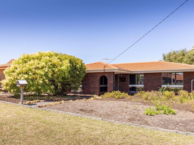 16 Nelligan Avenue, Girrawheen WA 6064