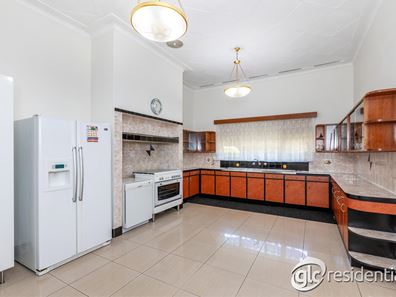 235 South Street, Beaconsfield WA 6162