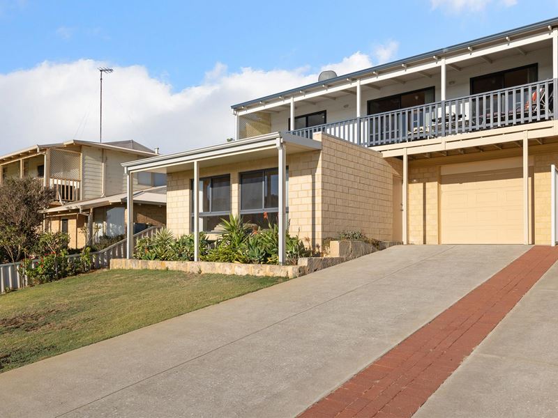 10B Larwood Elbow, Seabird WA 6042
