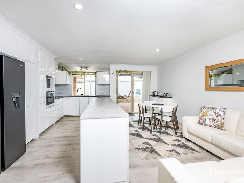 28 Morialta Avenue, Quinns Rocks WA 6030