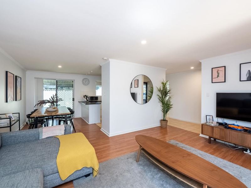 2/2 Cothill Court, Eden Hill