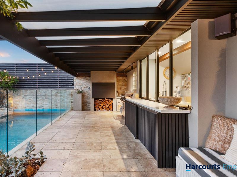 25 Stockdale Crescent, Wembley Downs WA 6019