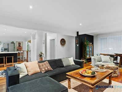 25 Stockdale Crescent, Wembley Downs WA 6019