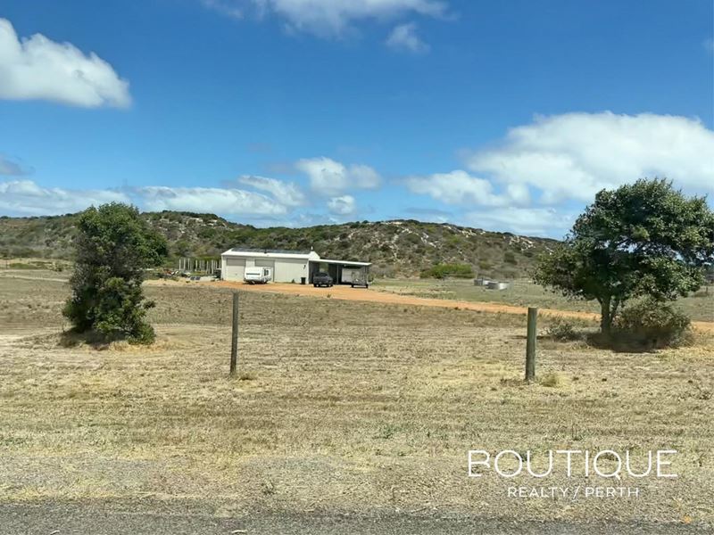 25 African Reef Boulevard, Greenough WA 6532