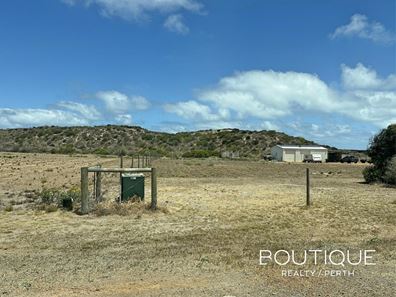 25 African Reef Boulevard, Greenough WA 6532