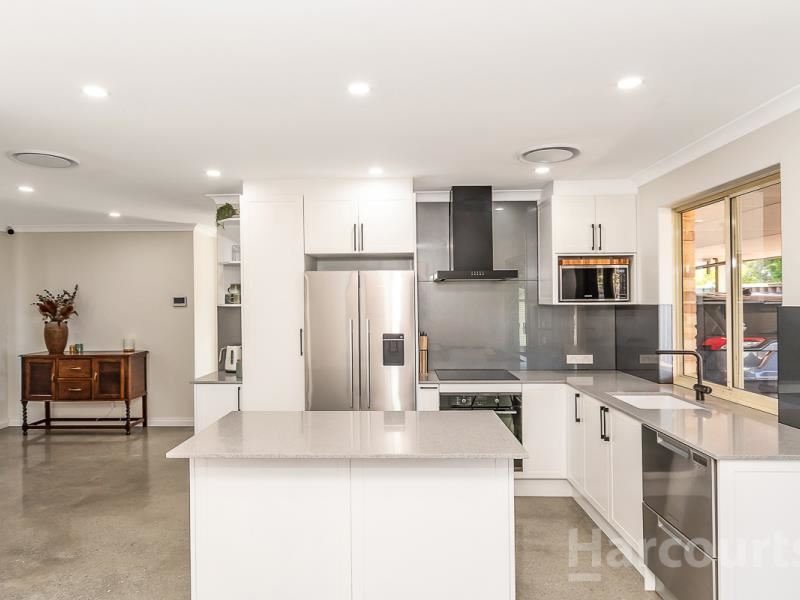 23 Redbank Rise, Clarkson