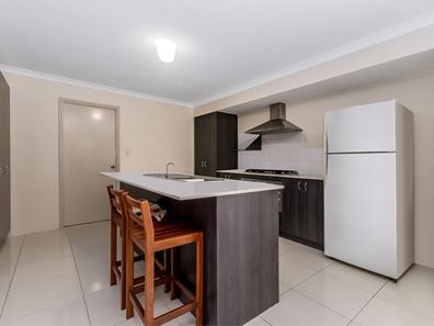 19 Streamside Street, Southern River WA 6110