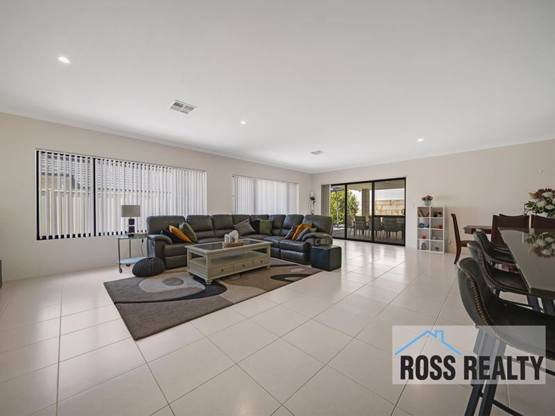43 Crosthwait Circle, Tapping