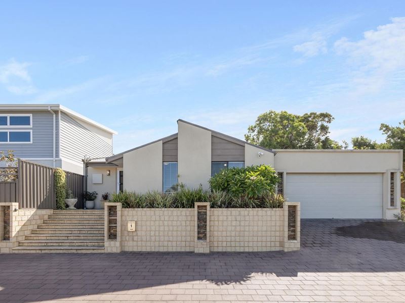 1 Range Court, Mullaloo
