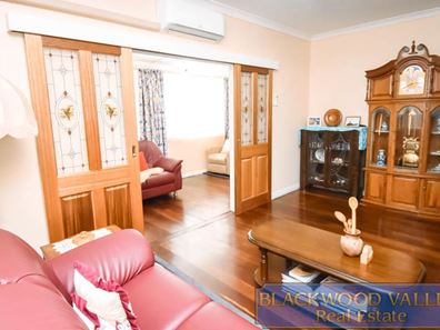 11 Lockley Avenue, Bridgetown WA 6255