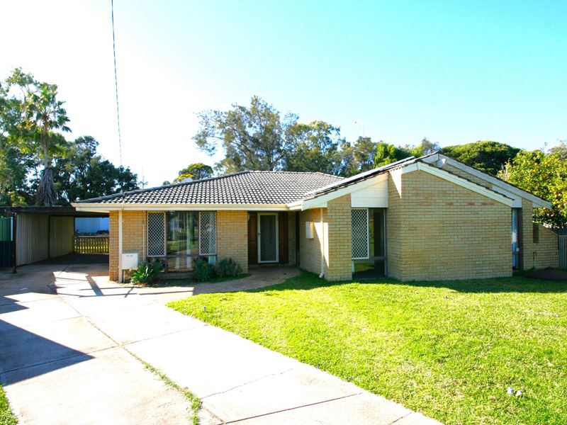 58 kenton Way, Rockingham WA 6168