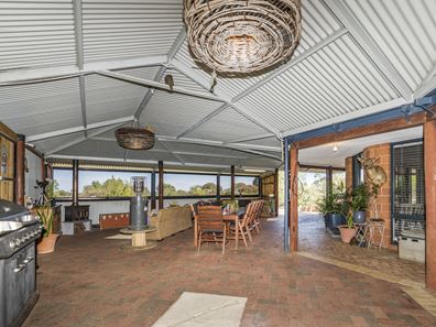 118/19 Redheart  Court, Karakin WA 6044