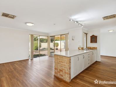 19 Croxdale Crescent, High Wycombe WA 6057