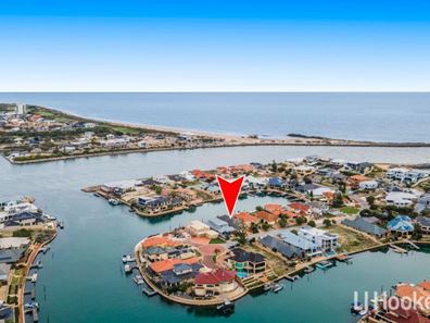 11 Voyager Close, Wannanup WA 6210