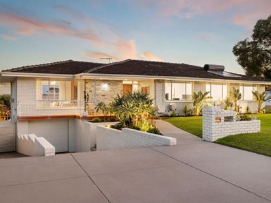15 Greenwell Street, Scarborough WA 6019