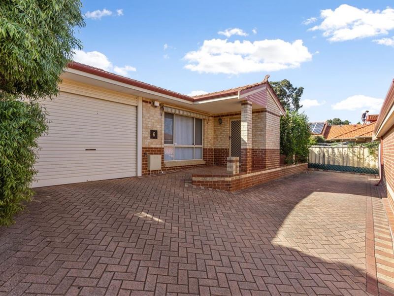 6/7 Brooks, Kalamunda WA 6076