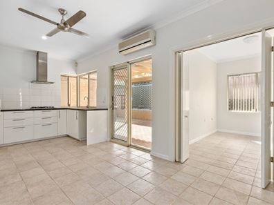 6/7 Brooks, Kalamunda WA 6076