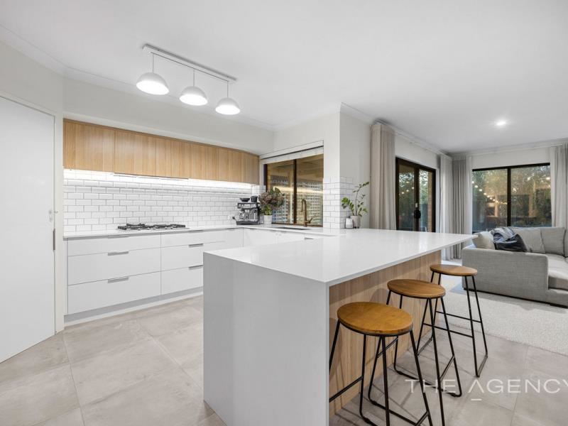 8 Ellis Road, Kardinya WA 6163