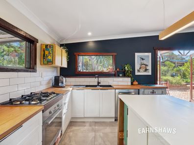 805 Dibble Street, Mount Helena WA 6082