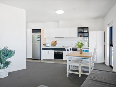 11/19 Stockton Bend, Cockburn Central WA 6164