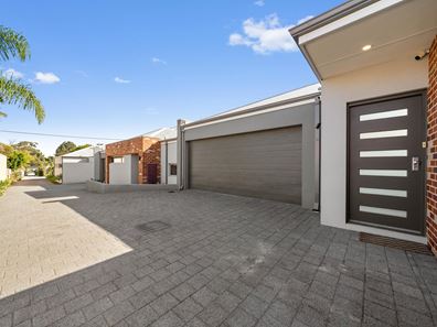 16C Quadea Way, Nollamara WA 6061