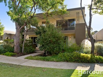 17 Whimbrel Crescent, Coodanup WA 6210