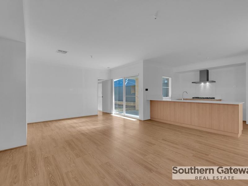 24 Gleam Street, Wellard