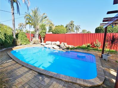 10 Otterden St, Gosnells WA 6110